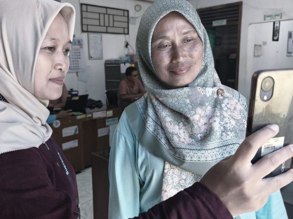 Pelayanan Keliling Aktivasi Identitas Kependudukan Digital di Kalurahan Petir, Rongkop