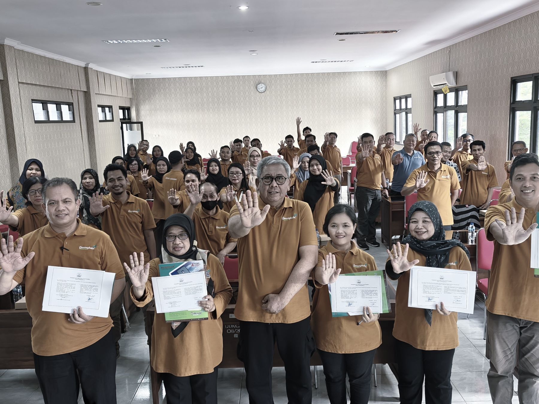 Rapat Konsolidasi Pegawai dan Penandatanganan Pakta Integritas ASN