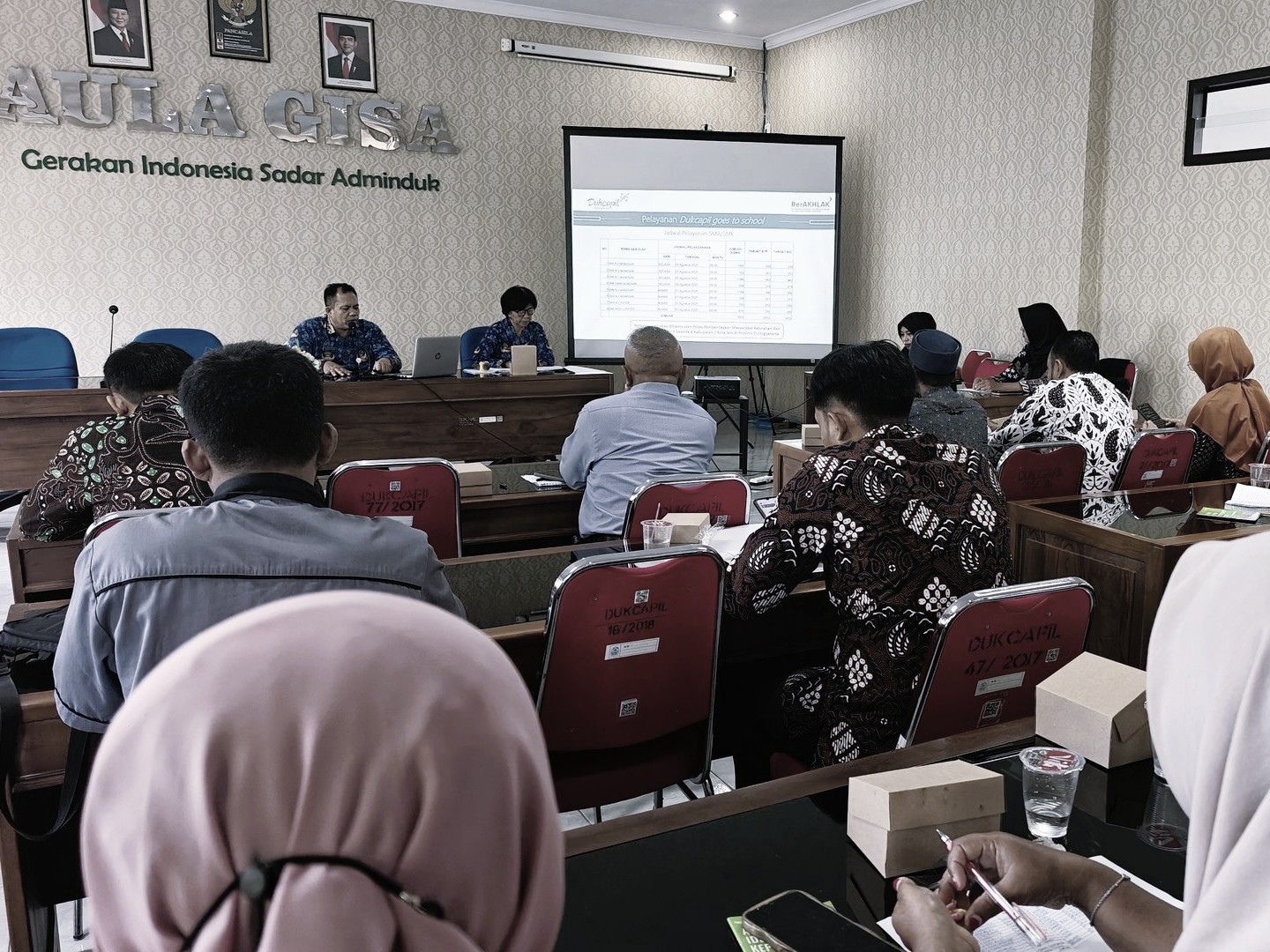 Rapat Koordinasi Persiapan Pelayanan Keliling Dukcapil Goes to School