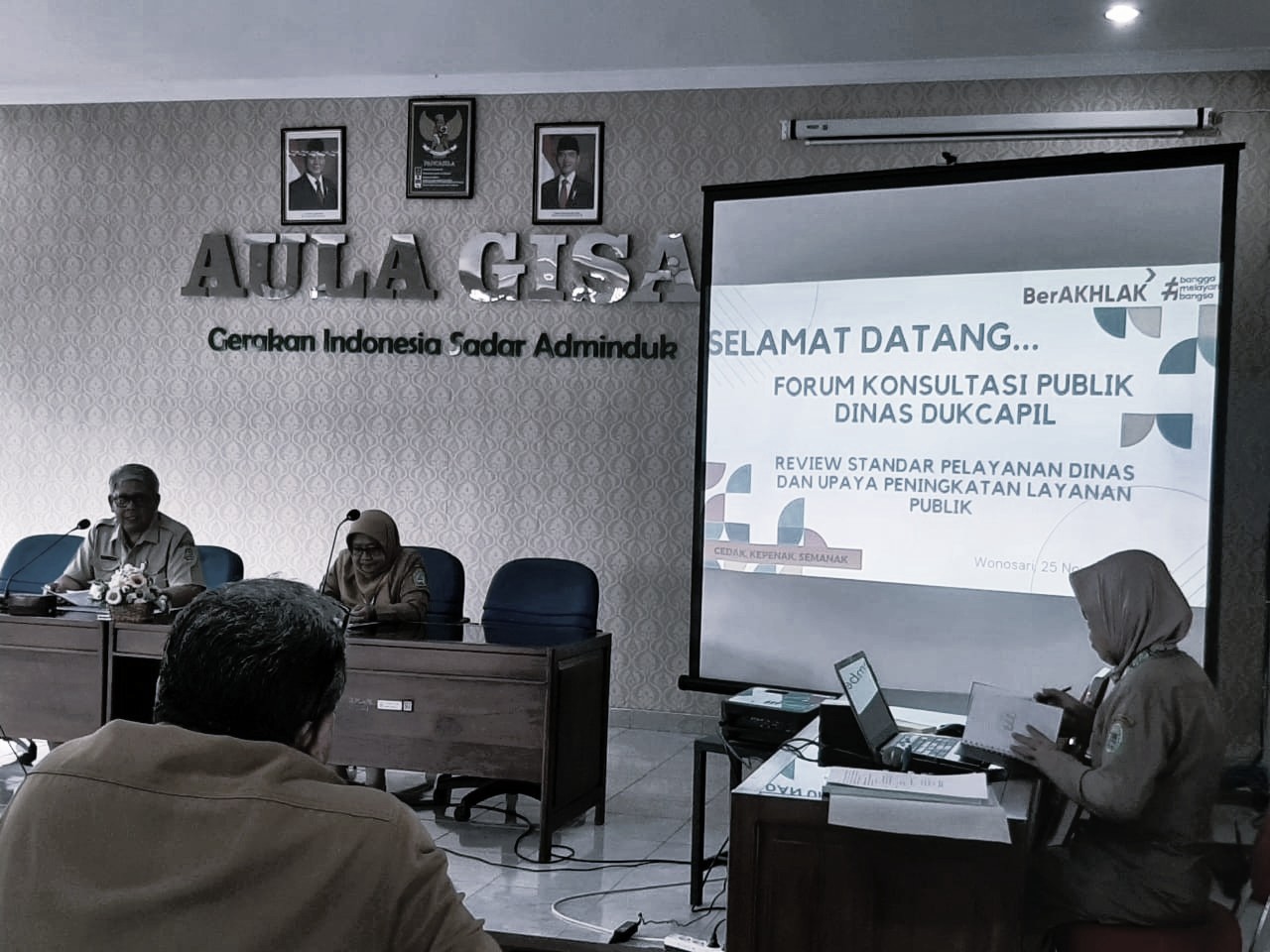 Forum Konsultasi Publik Review Standar Pelayanan Dinas Dukcapil Gunungkidul Tahun 2025