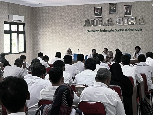 Rapat Koordinasi Petugas Register Kalurahan