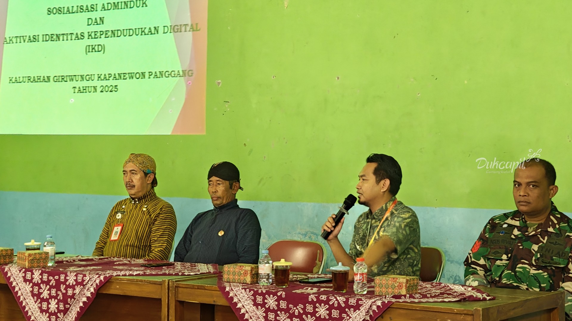 SSosialisasi dan Layanan Aktivasi IKD di Giriwungu Panggang 23102025 6