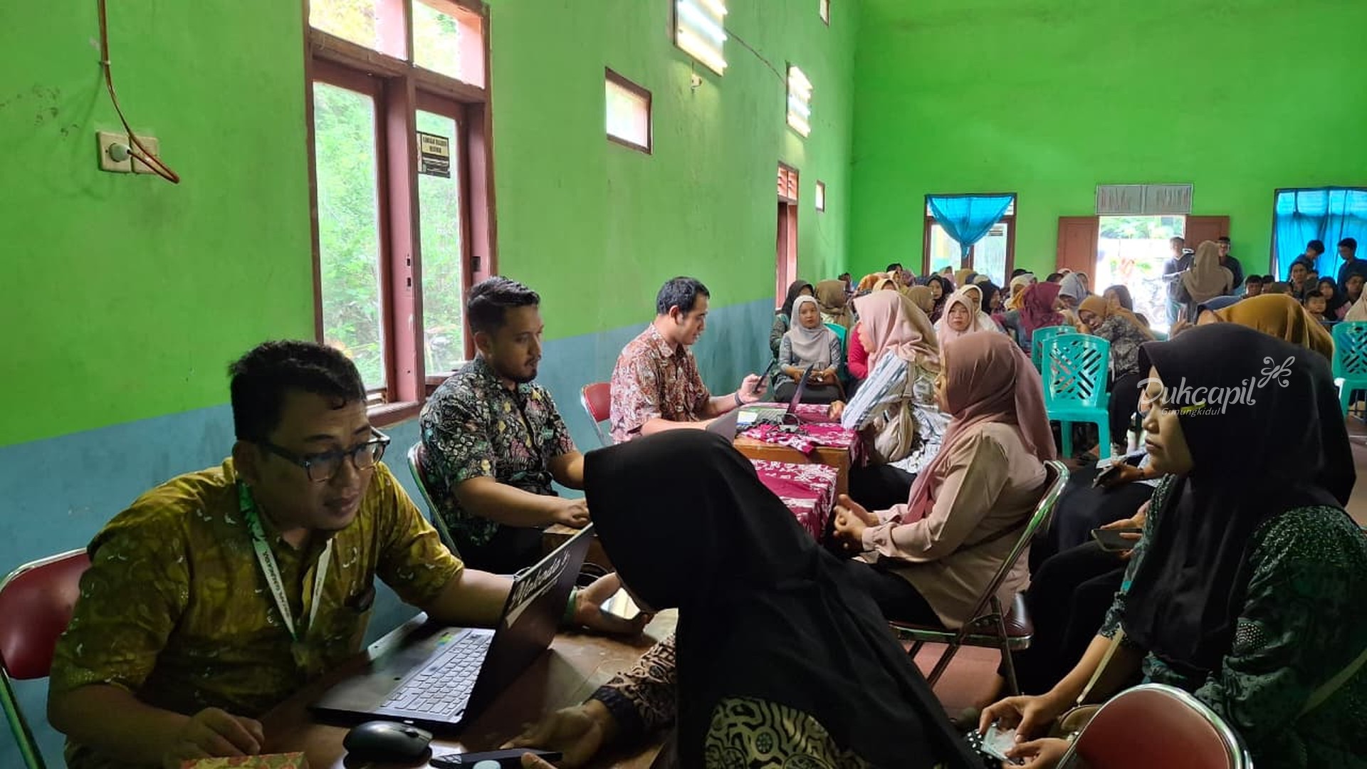 SSosialisasi dan Layanan Aktivasi IKD di Giriwungu Panggang 23102025 9