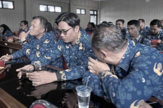 Dukcapil Gunungkidul Gelar Rapat Konsolidasi Pegawai, Perkuat Disiplin ASN dan Integritas Layanan
