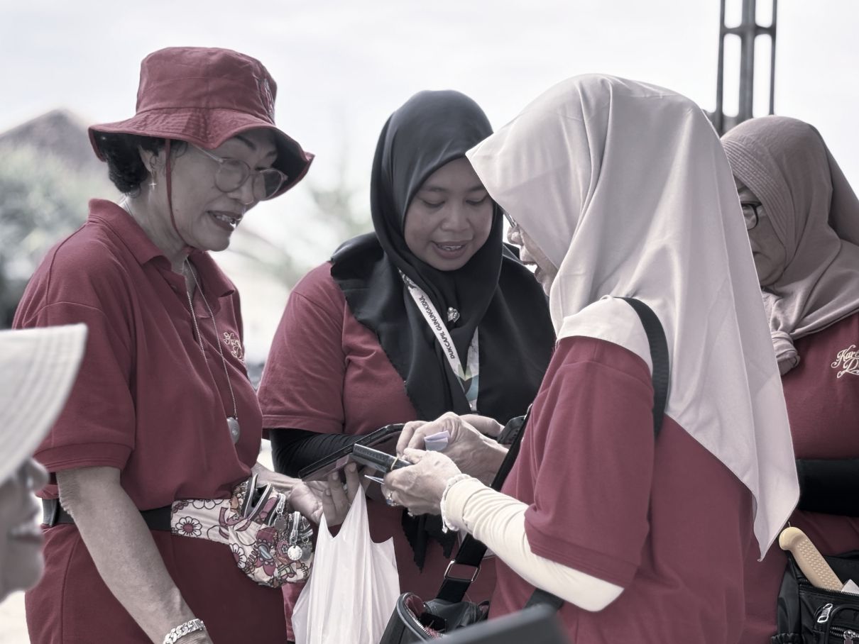 Pelayanan Aktivasi IKD di Event Kartini’s Day Pantai Krakal